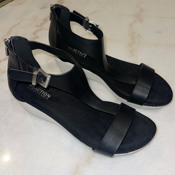 Kenneth Cole Reaction leather wedge sandals🌸 - Picture 2 of 9
